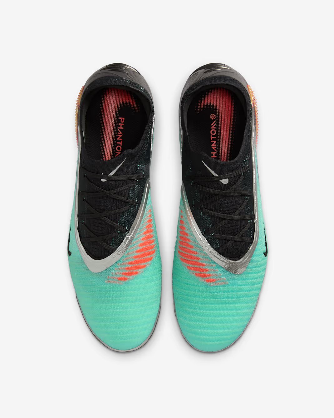 Nike Vomero 18 angle view